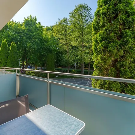 Szum By Holidaysun Apartment