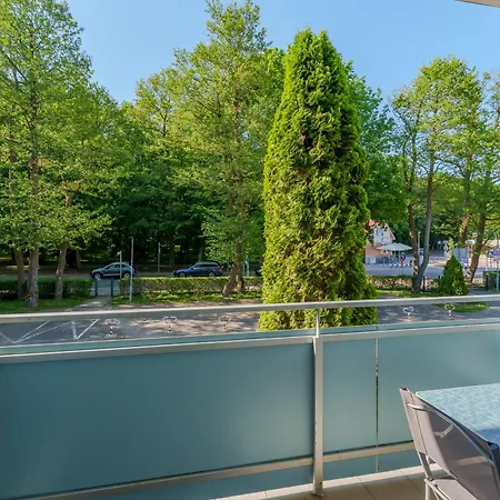 Szum By Holidaysun Apartment